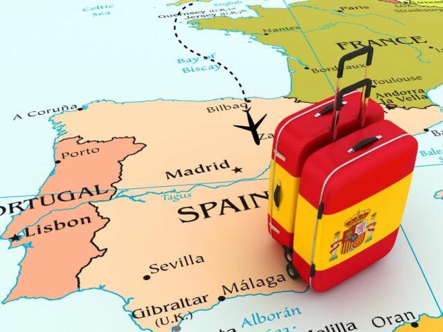 Cultural Adjustments Expats Face in Valencia