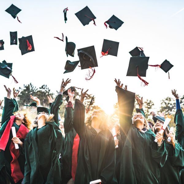 Funding School Fees through Investment Planning in Valencia