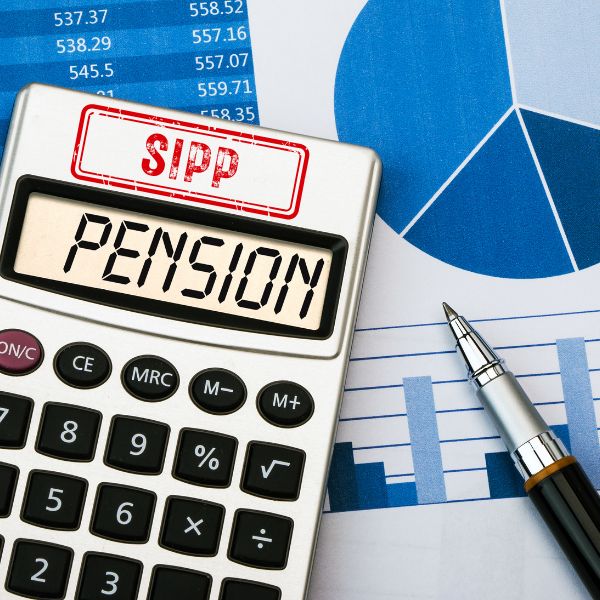 UK Private Pensions – Options for Expatriates